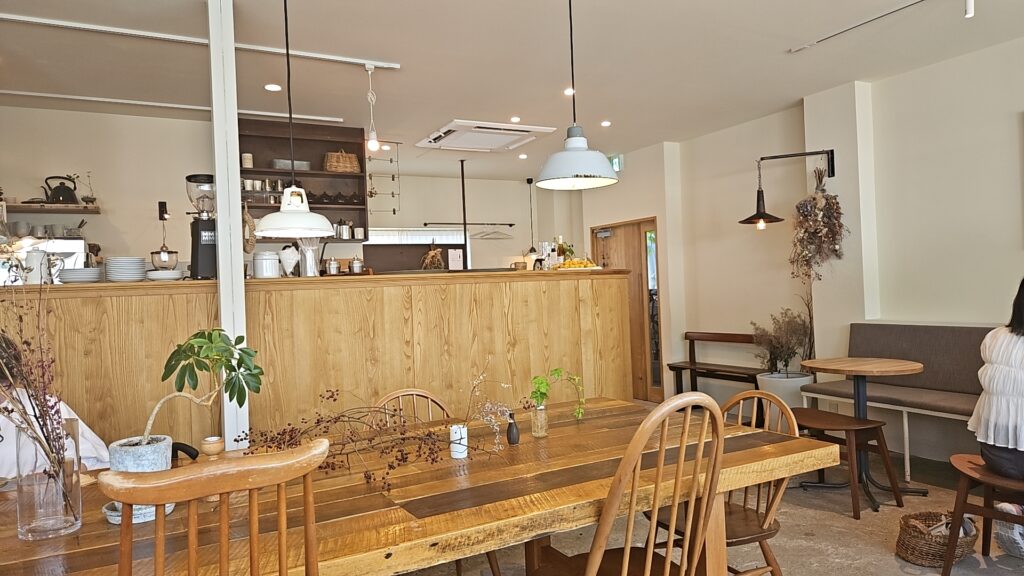 merci喫茶店の店内の様子
