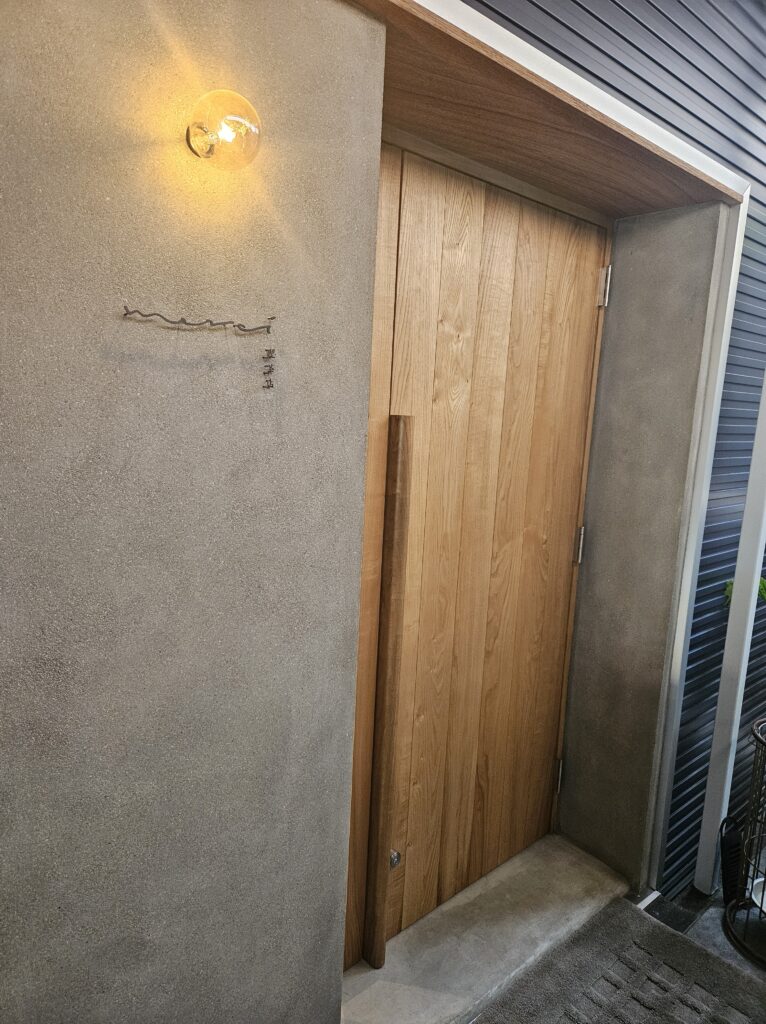 merci喫茶店の入り口